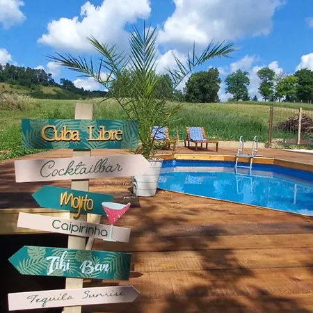 Fahaz A Fenyok Alatt - Borostyankut Wellness Ii Apartmán