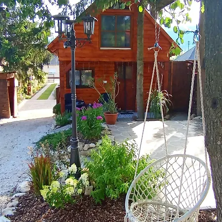 Apartmán Fahaz A Fenyok Alatt - Borostyankut Wellness Ii *