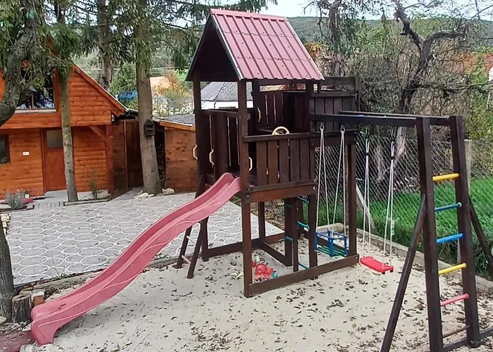 Fahaz A Fenyok Alatt - Borostyankut Wellness Ii Апартаменты