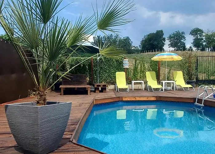 Fahaz A Fenyok Alatt - Borostyankut Wellness Ii Апартаменты *